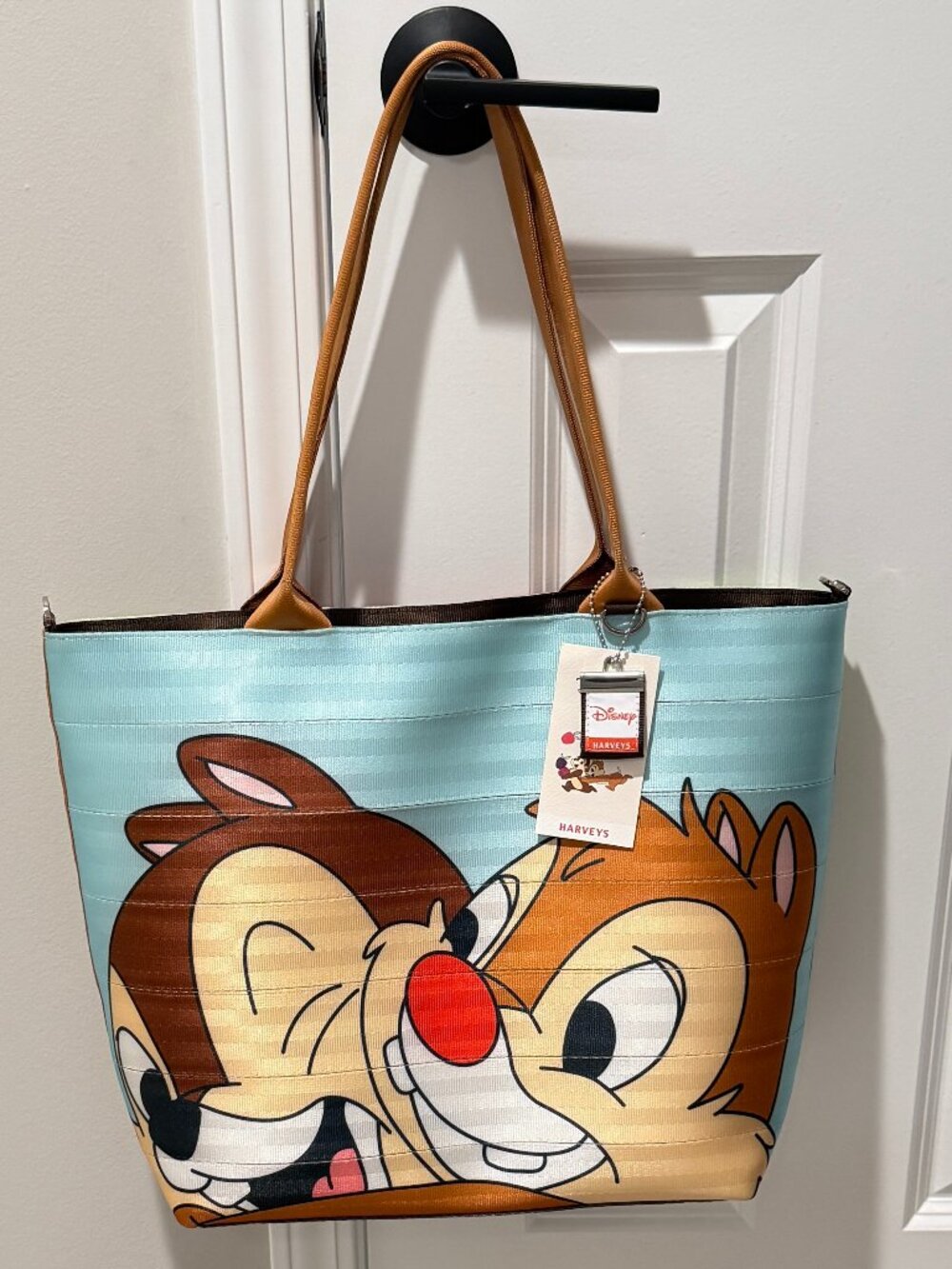 New Harveys Disney Chip N Dale Wanderlust Seatbelt Tote